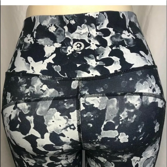 Scorpio sol high waisted floral  leggings - Picture 2 of 7